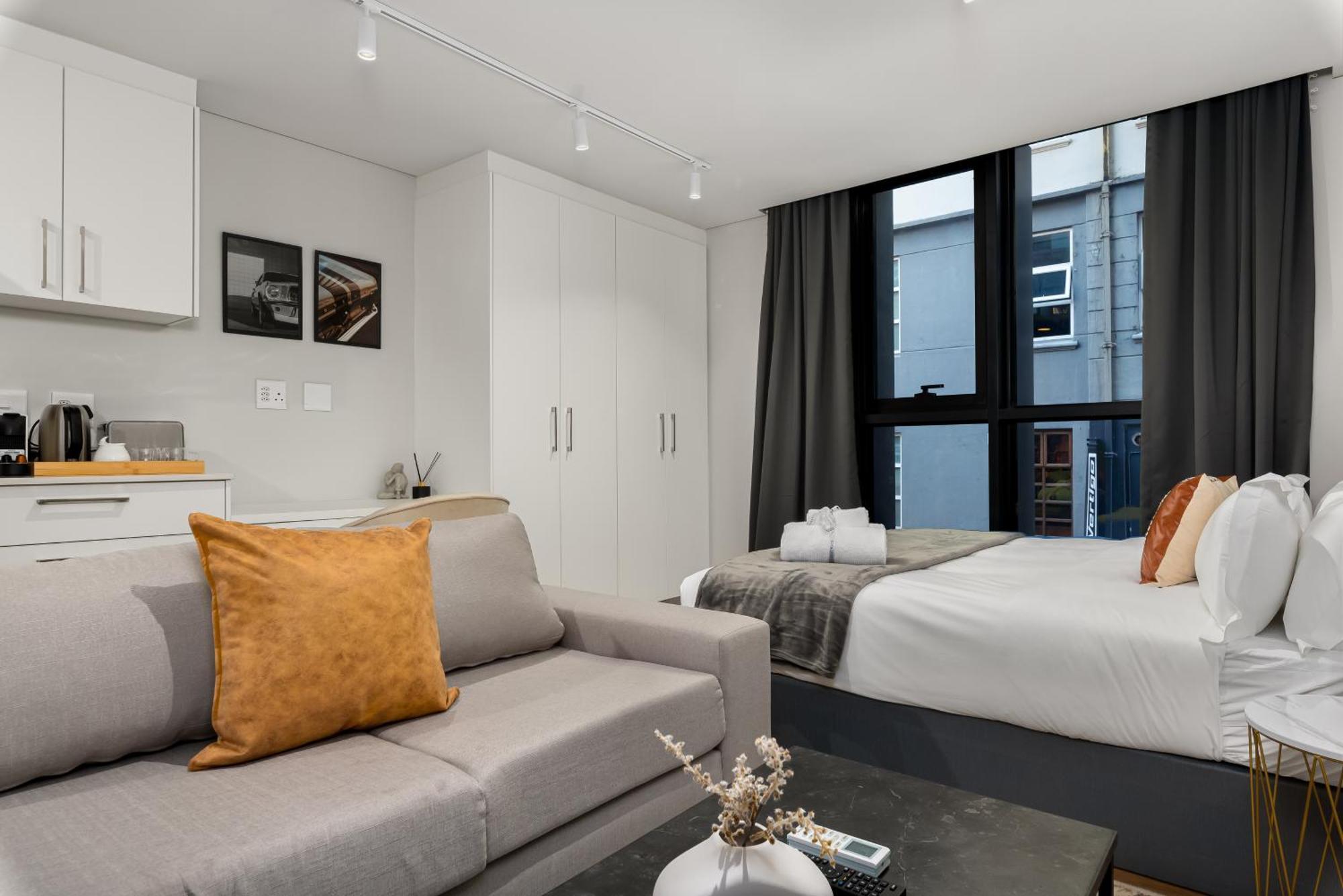 The Tokyo Aparthotel By Totalstay Κέιπ Τάουν Εξωτερικό φωτογραφία