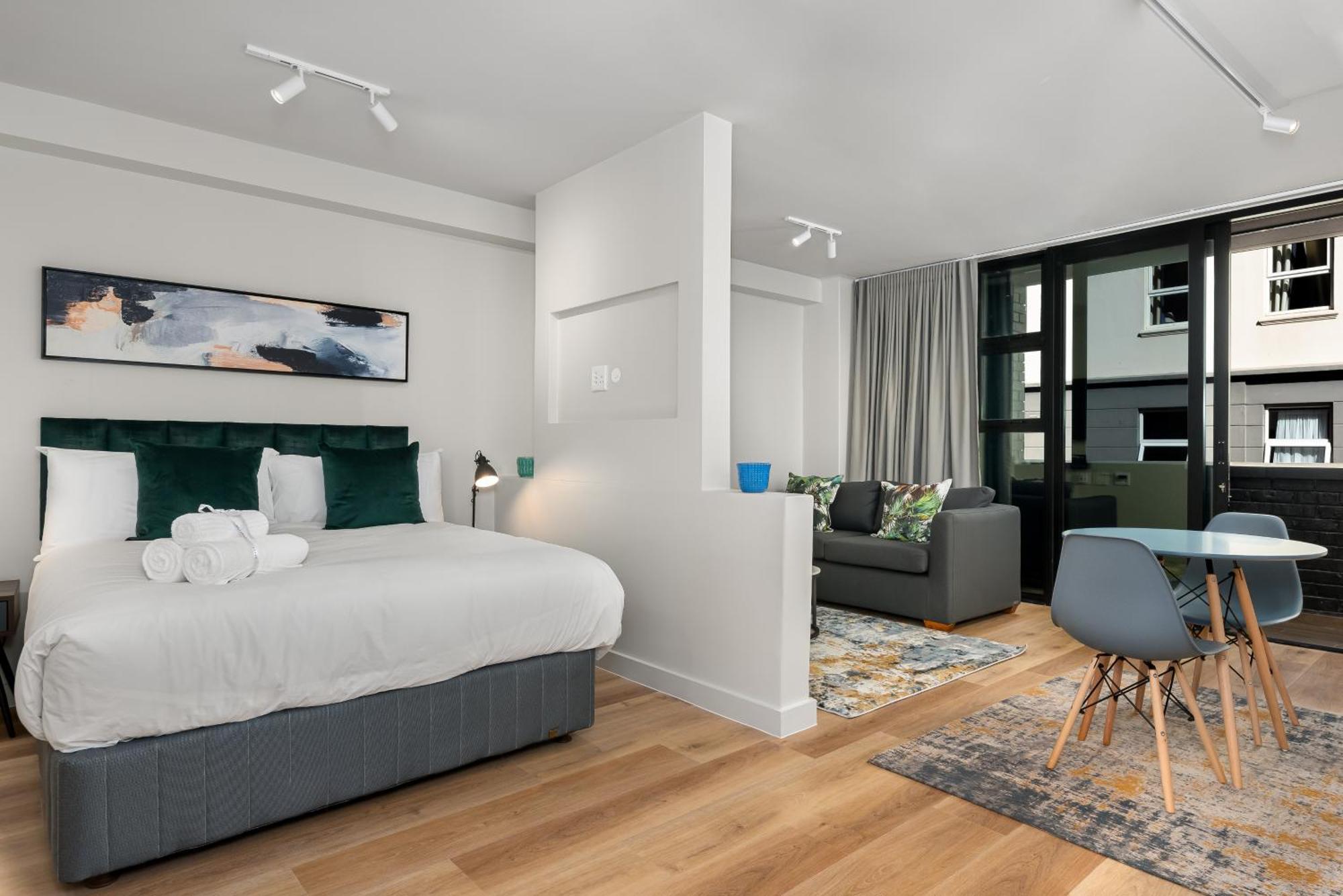 The Tokyo Aparthotel By Totalstay Κέιπ Τάουν Εξωτερικό φωτογραφία