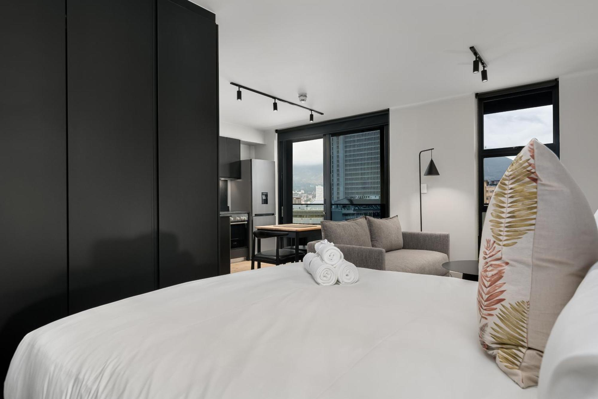 The Tokyo Aparthotel By Totalstay Κέιπ Τάουν Εξωτερικό φωτογραφία