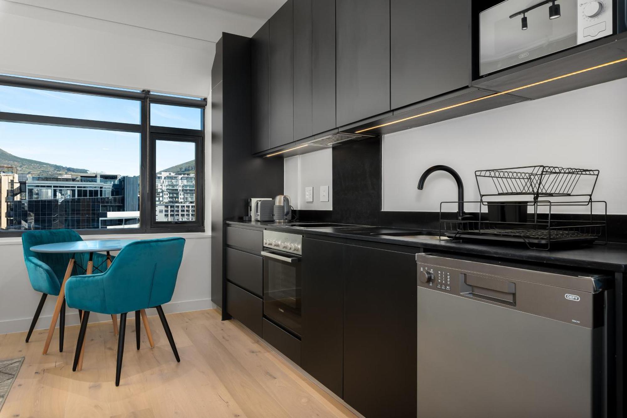 The Tokyo Aparthotel By Totalstay Κέιπ Τάουν Εξωτερικό φωτογραφία