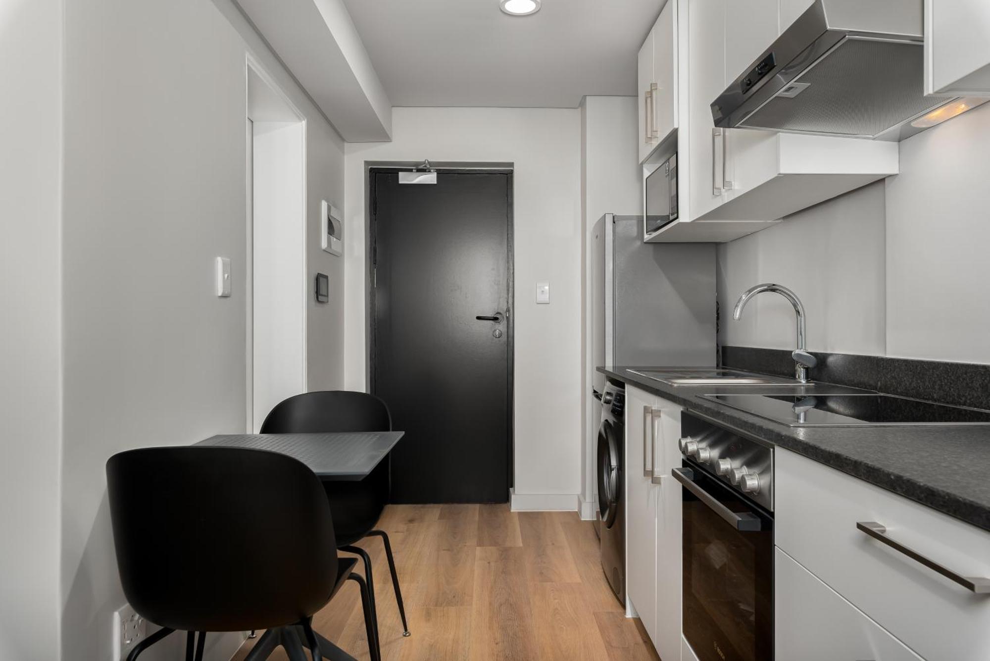 The Tokyo Aparthotel By Totalstay Κέιπ Τάουν Δωμάτιο φωτογραφία